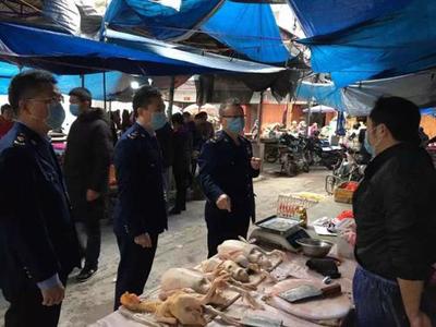 抗擊疫情，福建市場監(jiān)管人全力履職守護(hù)食用農(nóng)產(chǎn)品批發(fā)安全